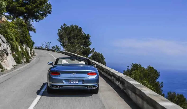 Bentley Continental GTC Riviera Privilège : Une voiture d'exception