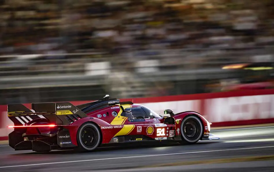Ferrari et Antonio Giovinazzi marquent l'histoire aux 24 Heures du Mans