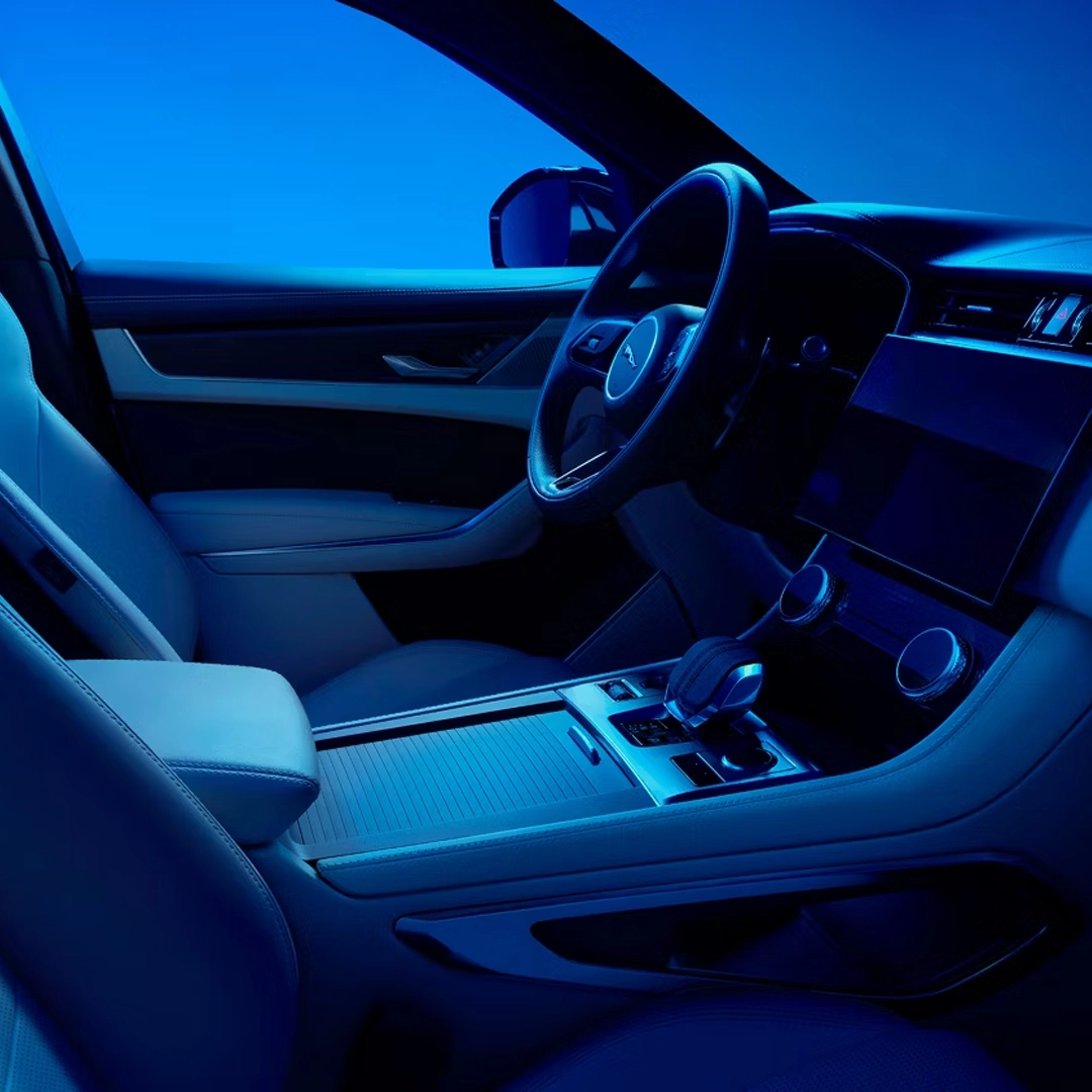 BPM Cars Jaguar F-Pace intérieur conducteur